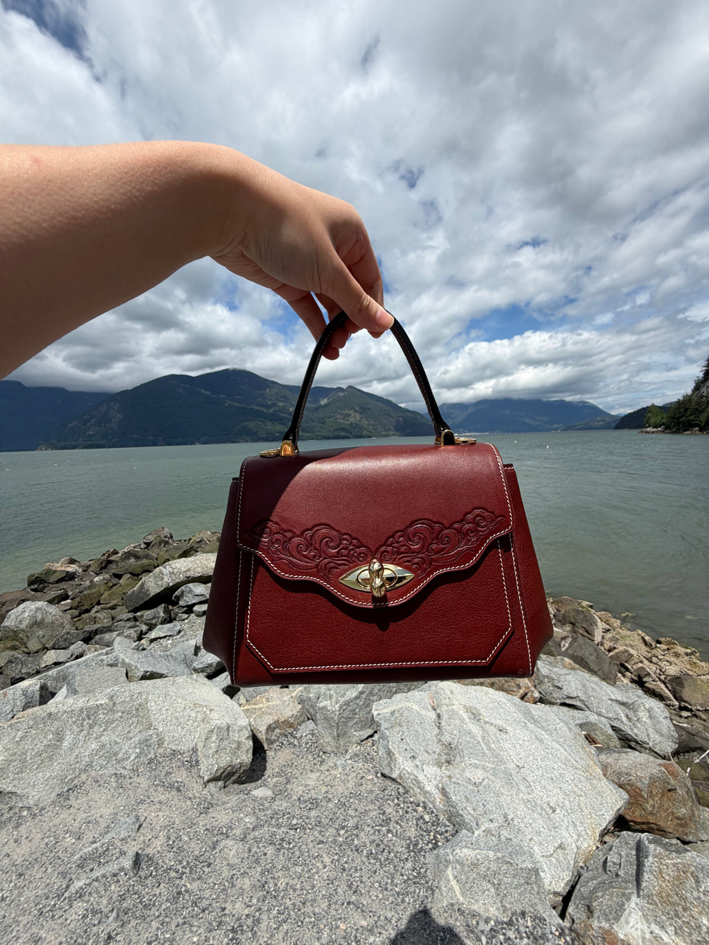 The RuYi Top Handle